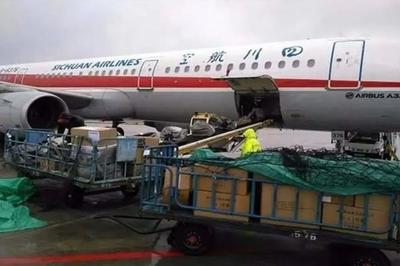 准时与安全并重 货物空运公司的装卸服务之道